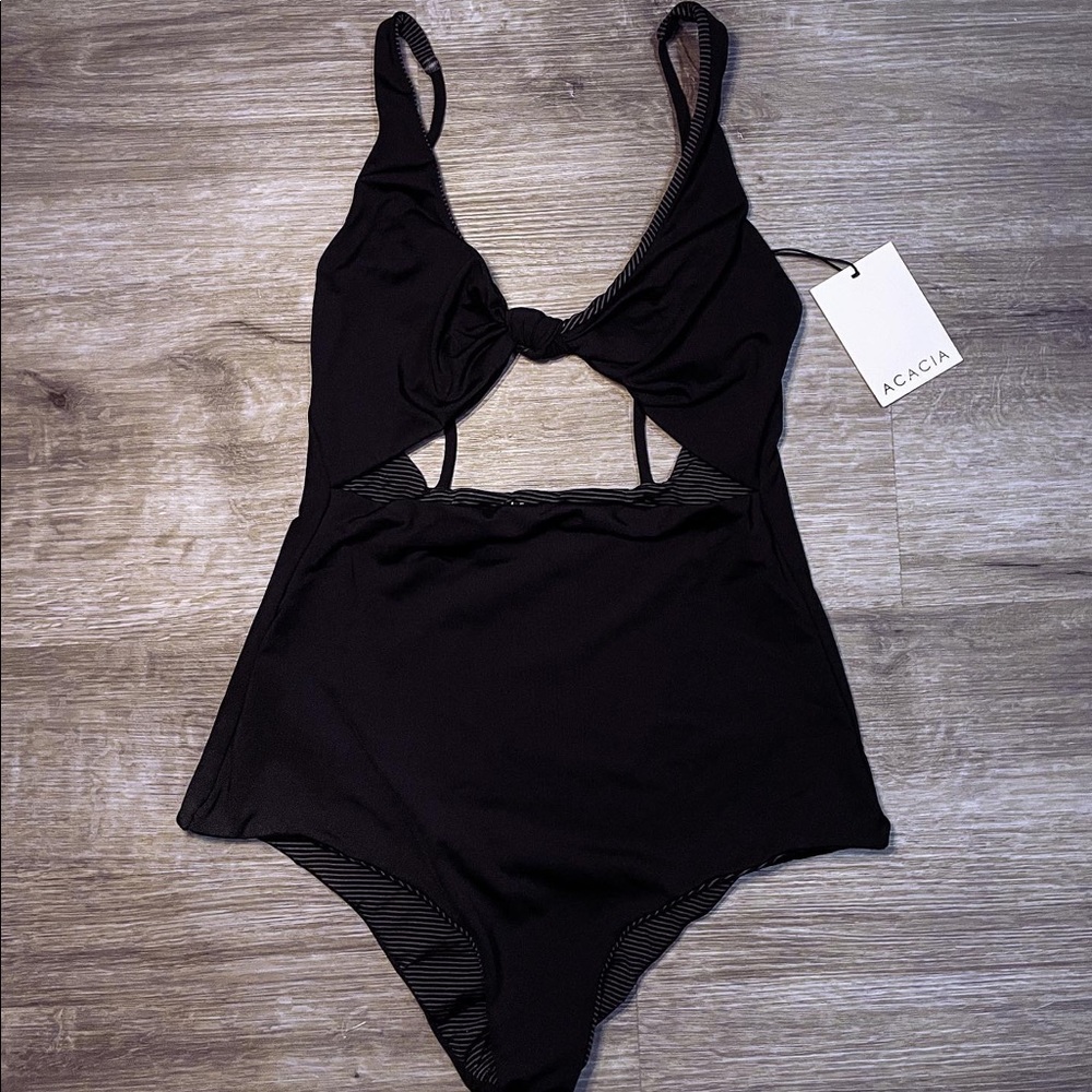 🖤$210🖤 ACACIA INDIES ONE PIECE